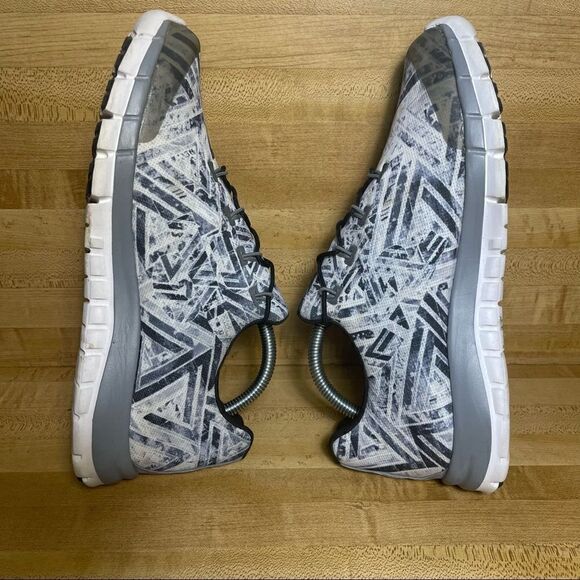 Reebok Z Pump Fusion V66709 Gray Black Running Shoes Low Top Women's Size 9.5 - Picture 6 of 9